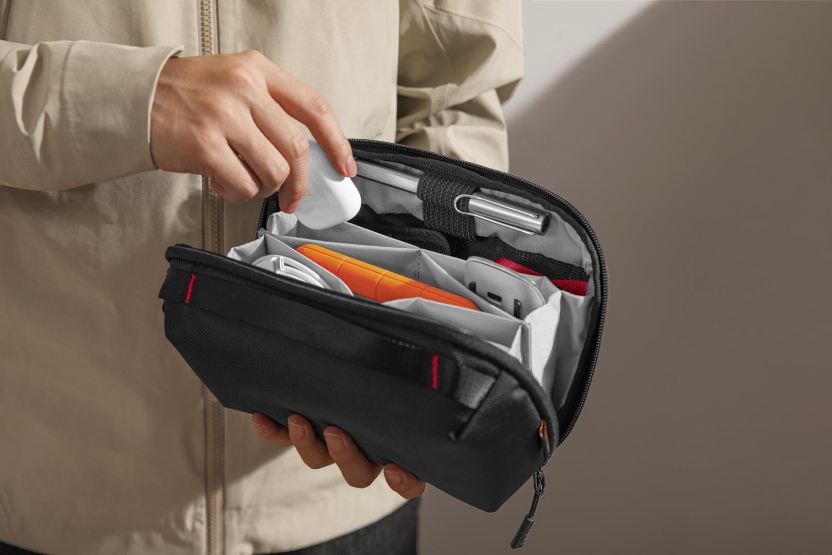 Túi Phụ Kiện Tomtoc (USA) Navigator-T13 3.5l Accessory Pouch – T13M1
