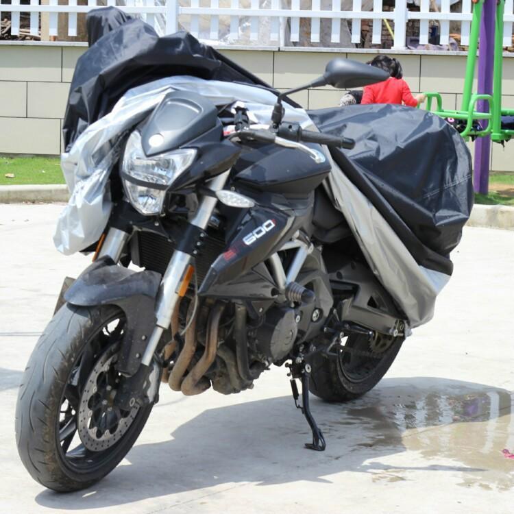 Áo trùm xe máy chống nước chống bụi và nước
