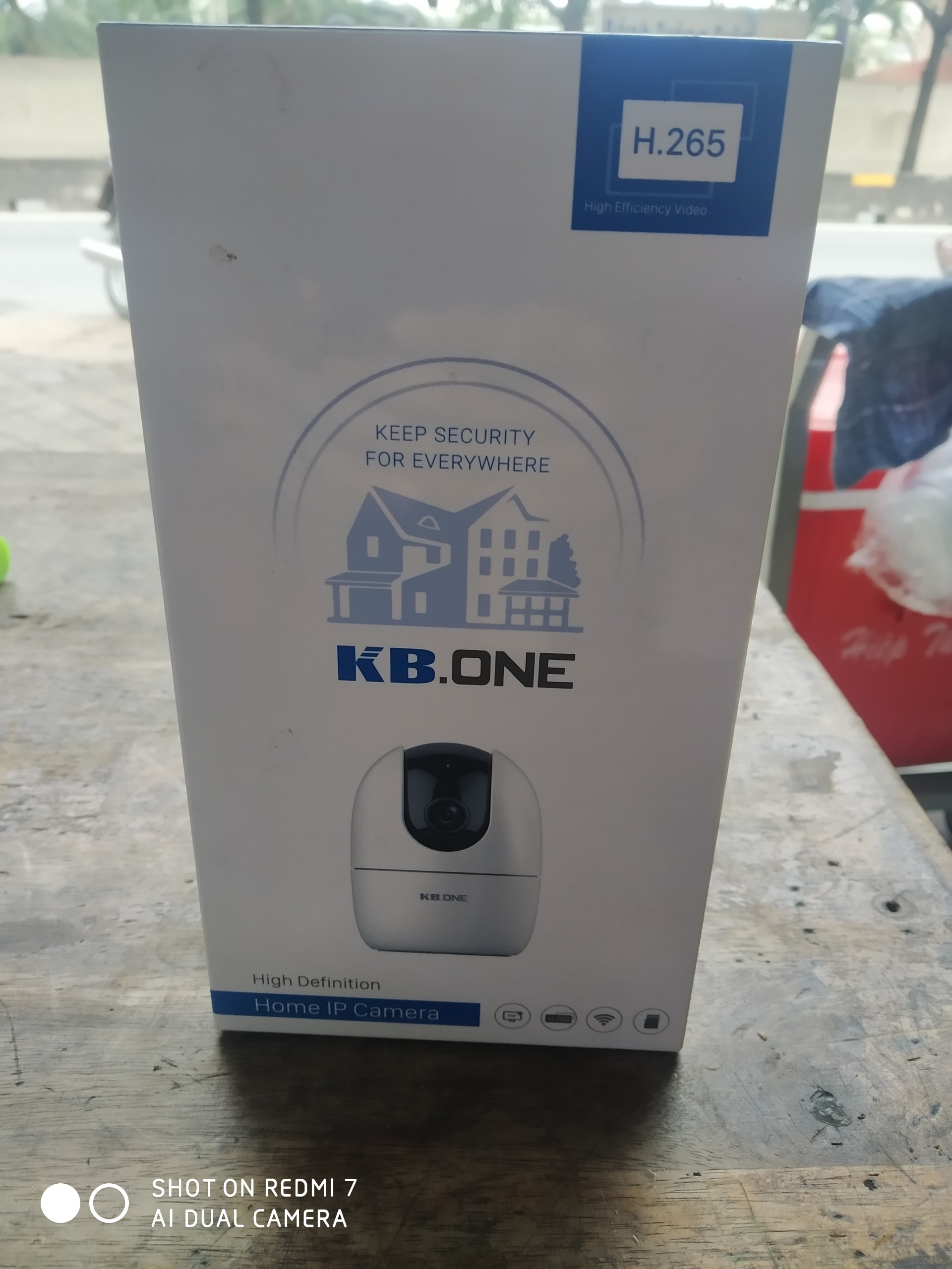 Camera quan sát KBone 4.0MP KN-H41P Hàng Chính Hãng