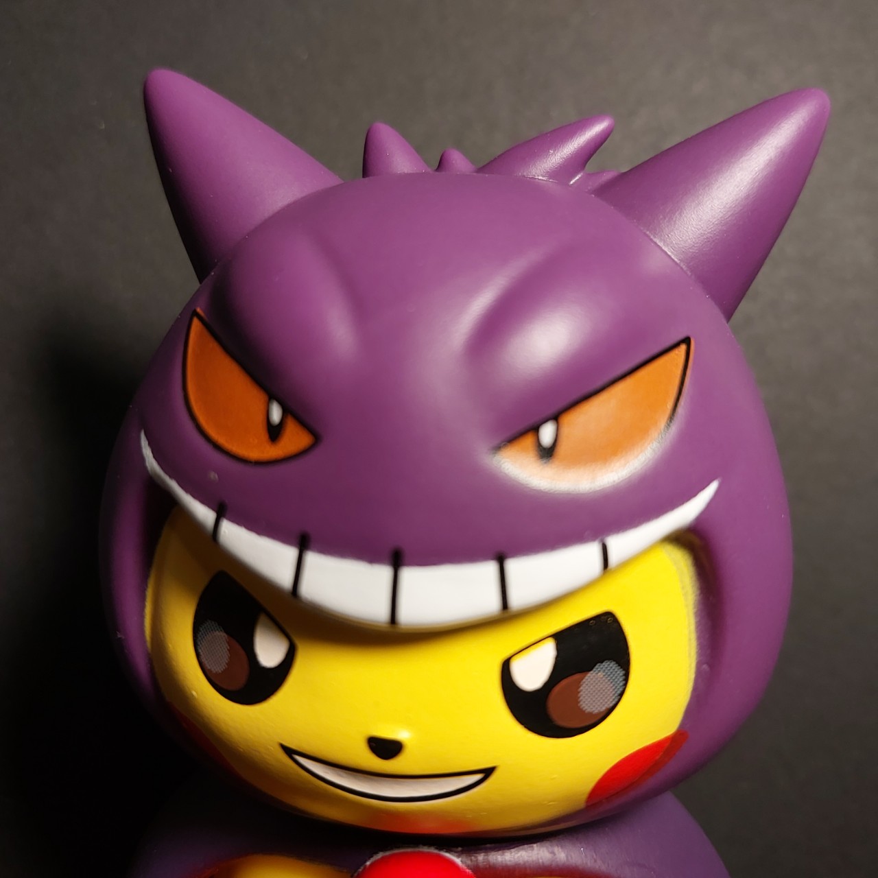 Mô hình Pokemon gapcha Pikachu khoát áo Gengar bóng ma 2059 8-1