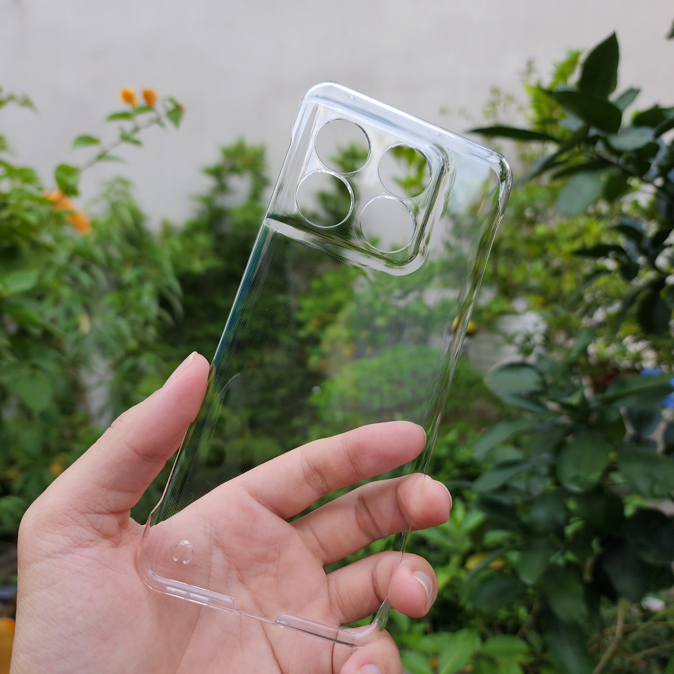 Ốp Lưng CỨNG KHÔNG VIỀN cho Oneplus 10T/ Oneplus ACE Pro Nhựa PC Cứng, Mỏng Không Ố Vàng, Bảo Vệ Camera Tránh Trầy Xước.