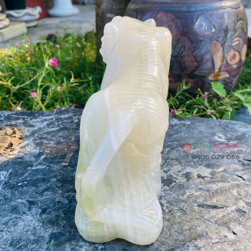 Tượng đá cọp 12 con giáp phong thủy đá ngọc Pakistan 19cm - đá Non Nước