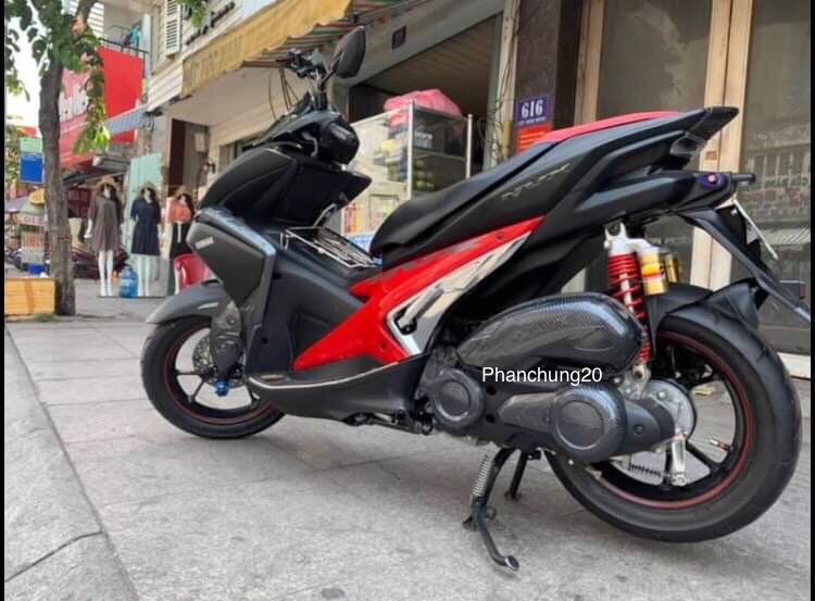 ỐP BẦU E DÙNG CHO ĐỜI XE NVX 2017 2018 2019 2020 - V1 CACBON