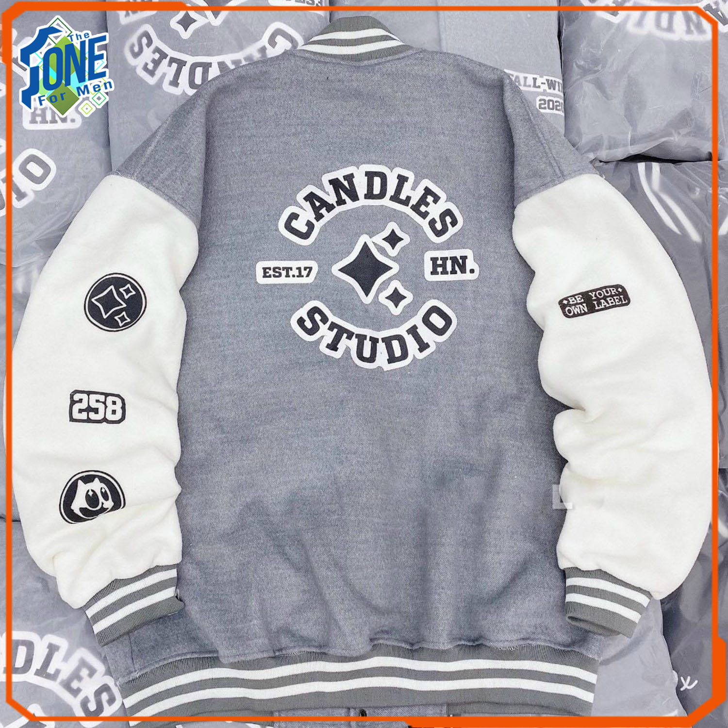Áo Khoác BomBer Nam Nữ Thêu Sticker Trước Sau , Phối Màu Cực Teen, Mặc 4 Mùa, Vải Mềm Mịn Chống Nắng Cực Tốt, Form Dưới 75kg Thích Hợp Các Bạn Trẻ Tuổi Teen Nam Và Nữ