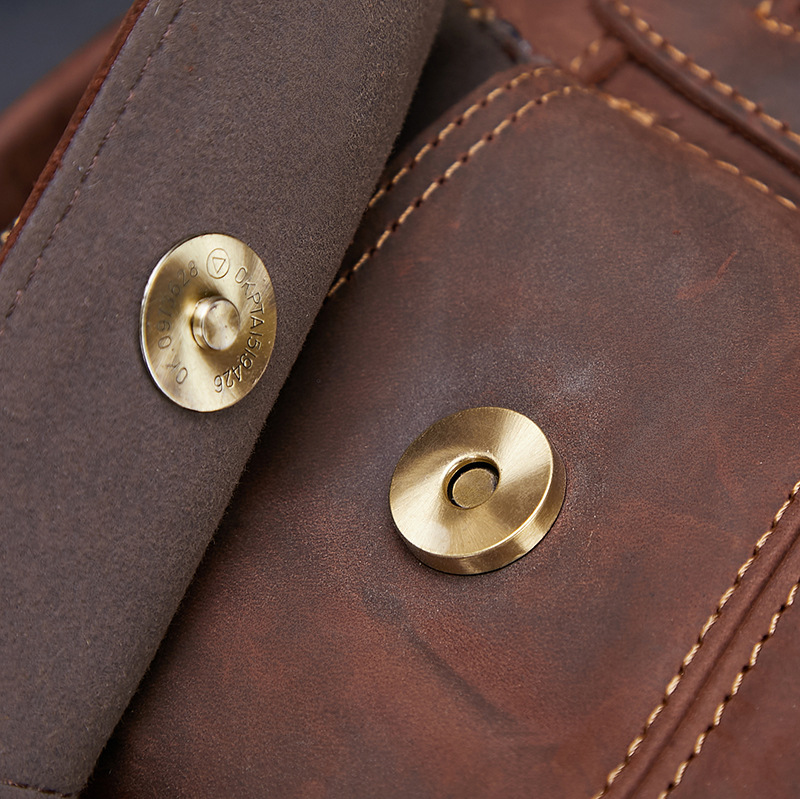 Túi đeo chéo nam DA BÒ THẬT – BEE GEE DCN9383A