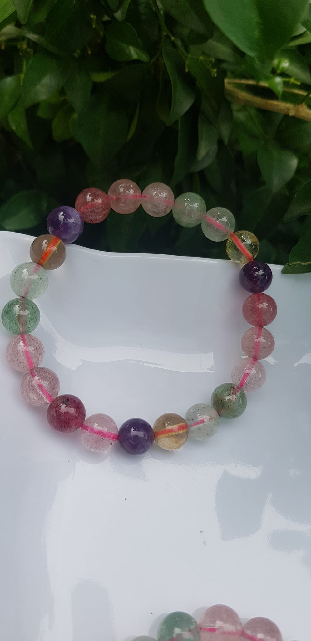 Vòng tay phong thủy may mắn đá thạch anh ngũ sắc tự nhiên Size vòng 8mm bóng tuyệt đẹp đa sắc màu nữ đeo xinh đẹp rẻ hợp nữ tất cả các mệnh Đá thiên nhiên đeo tốt sức khỏe, tim mạch đồng thời may mắn phong thủy tài lộc ạ