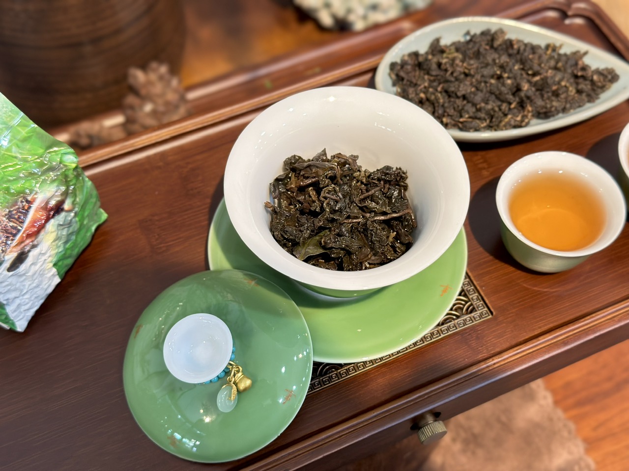 HẮC TRÀ OOLONG - HƯƠNG VỊ KHÓI ĐẶC TRƯNG - VỊ NGỌT - UỐNG NGON - 100G