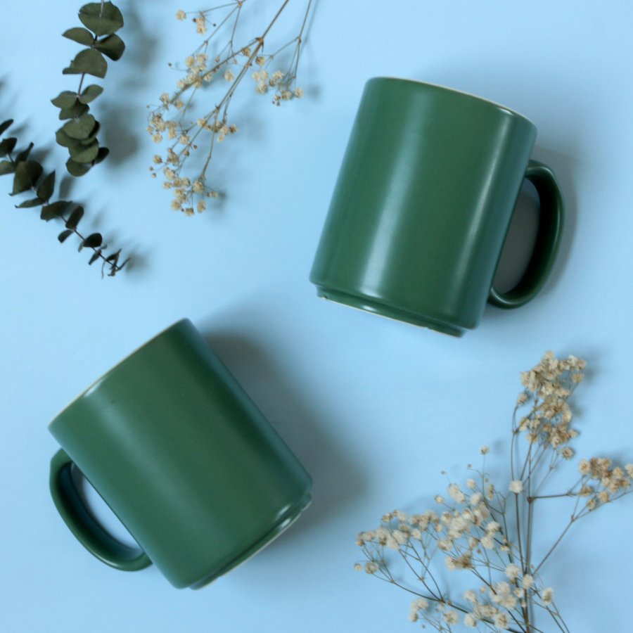Ly / cốc gốm xanh lục lòng trắng có quai - Green ceramic mug