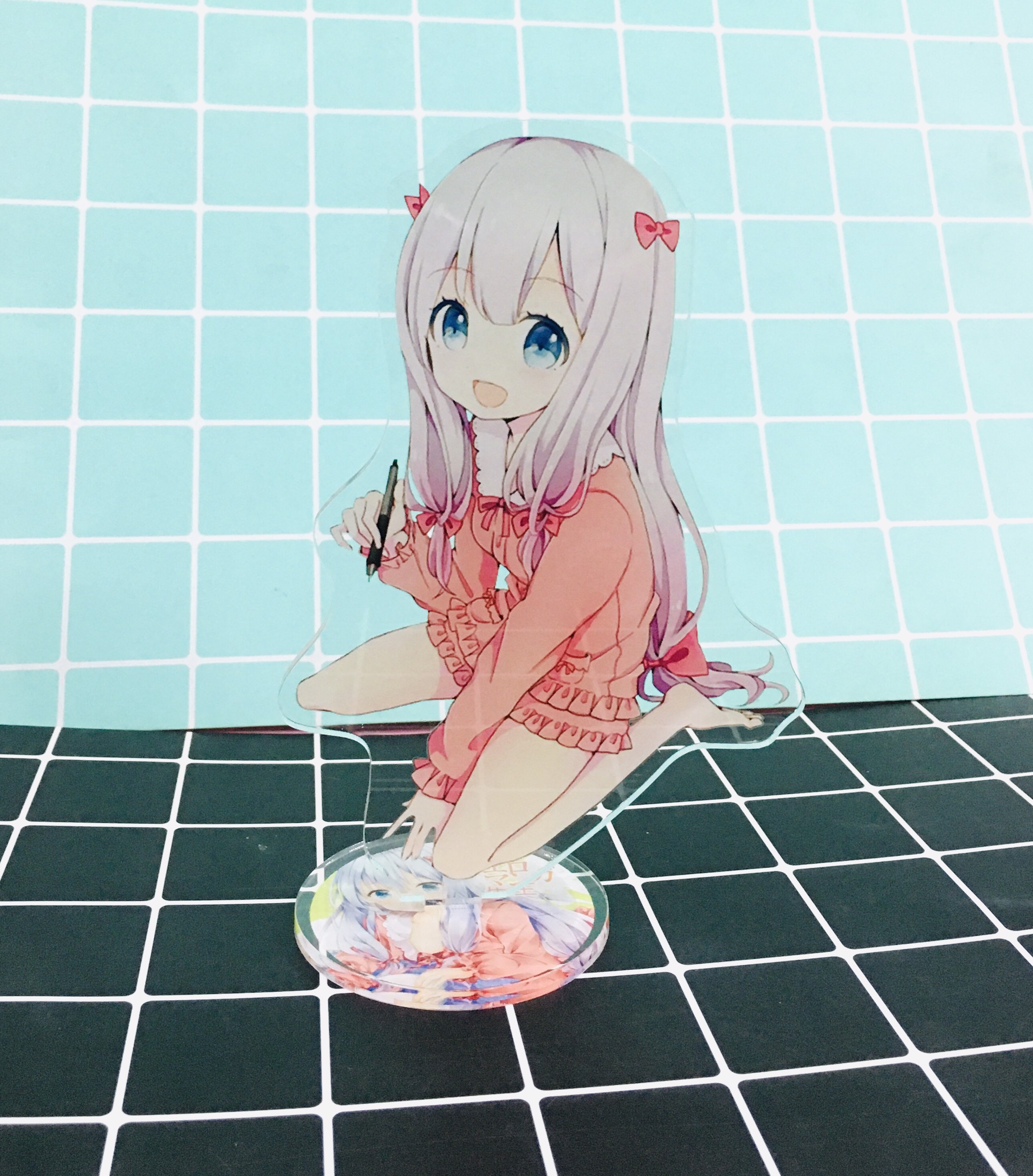 Standee tượng mica trong Sagiri Izumi