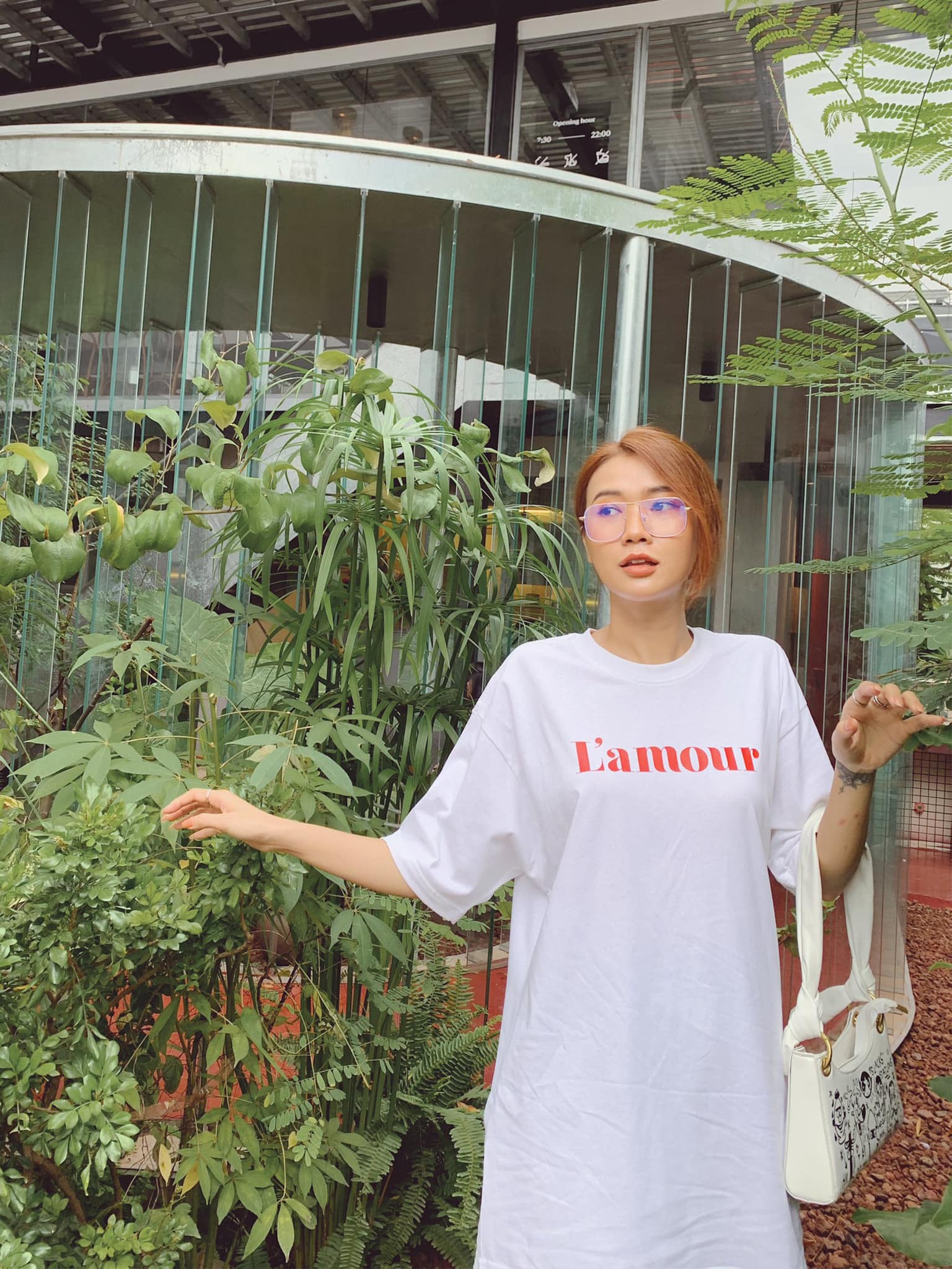 Áo thun trắng chữ L' AMOUR TOP Gem Clothing SP060430