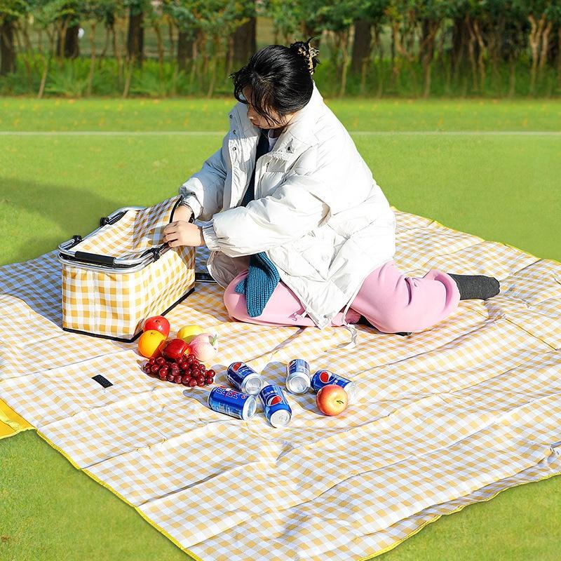 Thảm Picnic Gấp Gọn, Thảm Dã Ngoại, Thảm Du Lịch Cao Cấp - Chống Thấm Nước, Họa Tiết Caro, Gấp Gọn Tiện Lợi