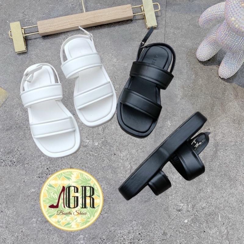 Sandal 2 quai bản đập viền da mềm cao 2,5 cm