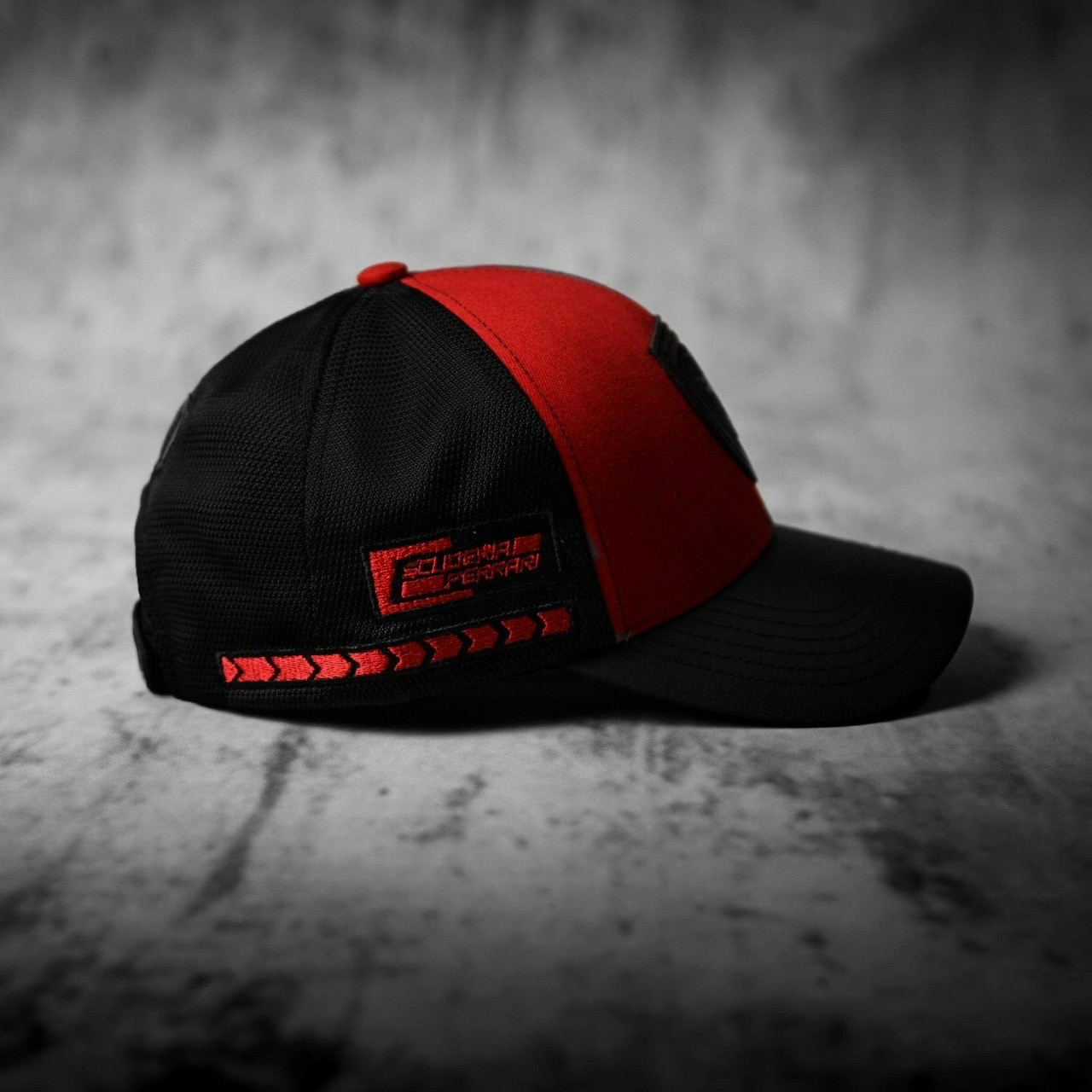 Mũ nón thời trang cao cấp Ferrari đỏ phối lưới đen form đẹp cá tính