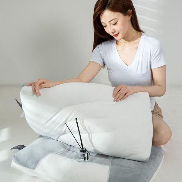 Gối nỉ massage chống mỏi cổ, giúp ngủ ngon giấc