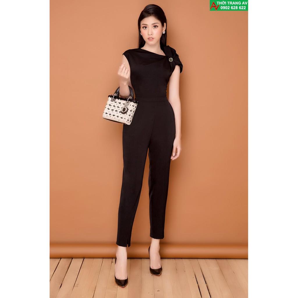 Jumpsuit - Đồ bay dài xẻ ống lệch vai cách điệu đính tag  - AV5972