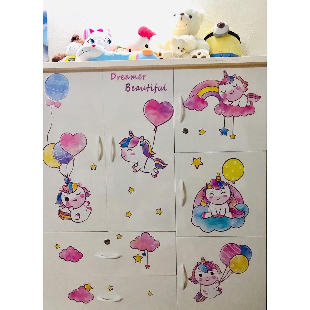Decal dán tường, tủ quần áo, trang trí phòng bé NGỰA PONY VÀ BÓNG BAY