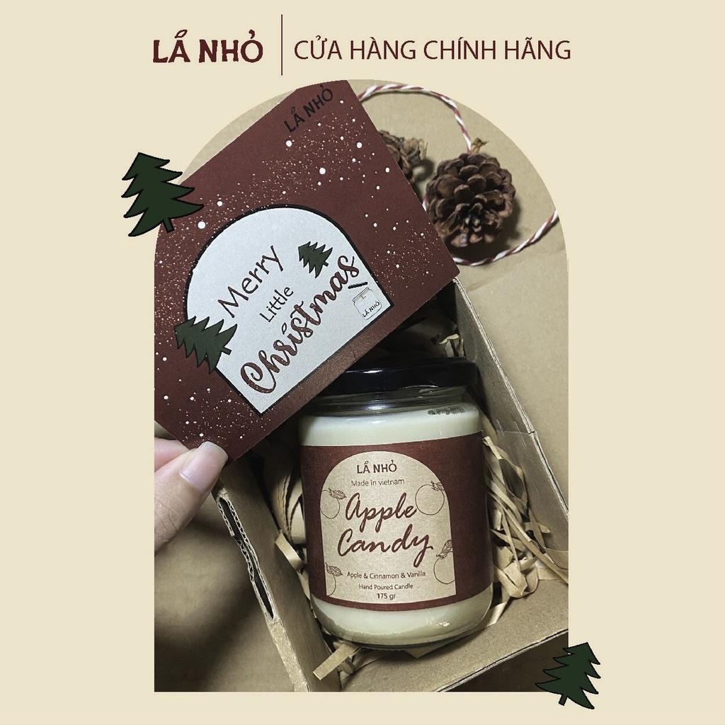 Nến thơm Giáng sinh Lá Nhỏ Medium - Apple Candy - Pine Forest - Quà tặng ý nghĩa - Tặng kèm Post Card - Thông trang trí