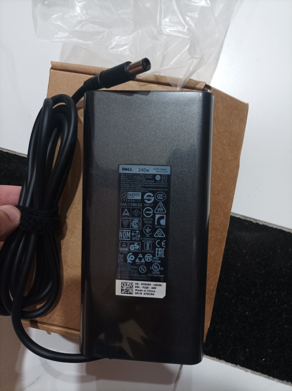 Sạc dành cho Laptop DELL Alienware m15 R4 R5 R6 x15 R1 240W GaN Power Supply Charger AC Adapter hàng nhập khẩu