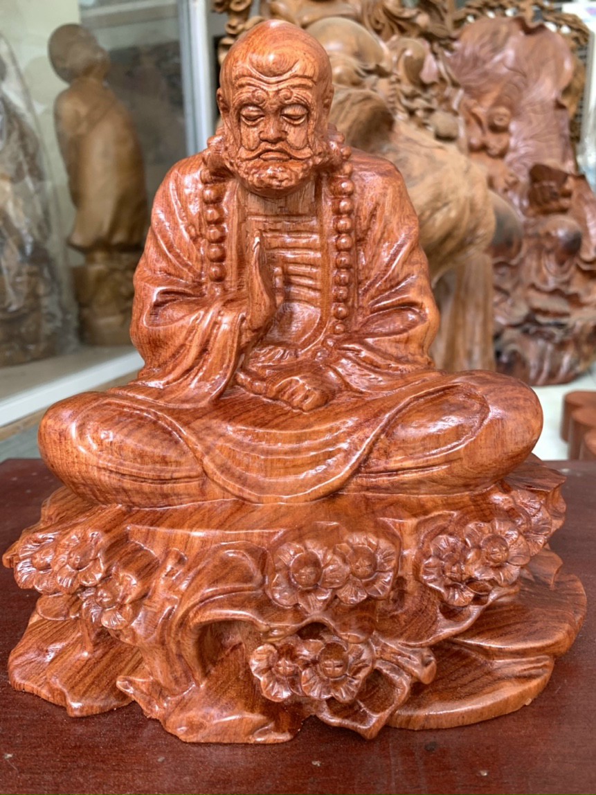 TƯỢNG ĐẠT MA SƯ TỔ BẰNG GỖ HƯƠNG ĐÁ KT 15×15×9CM