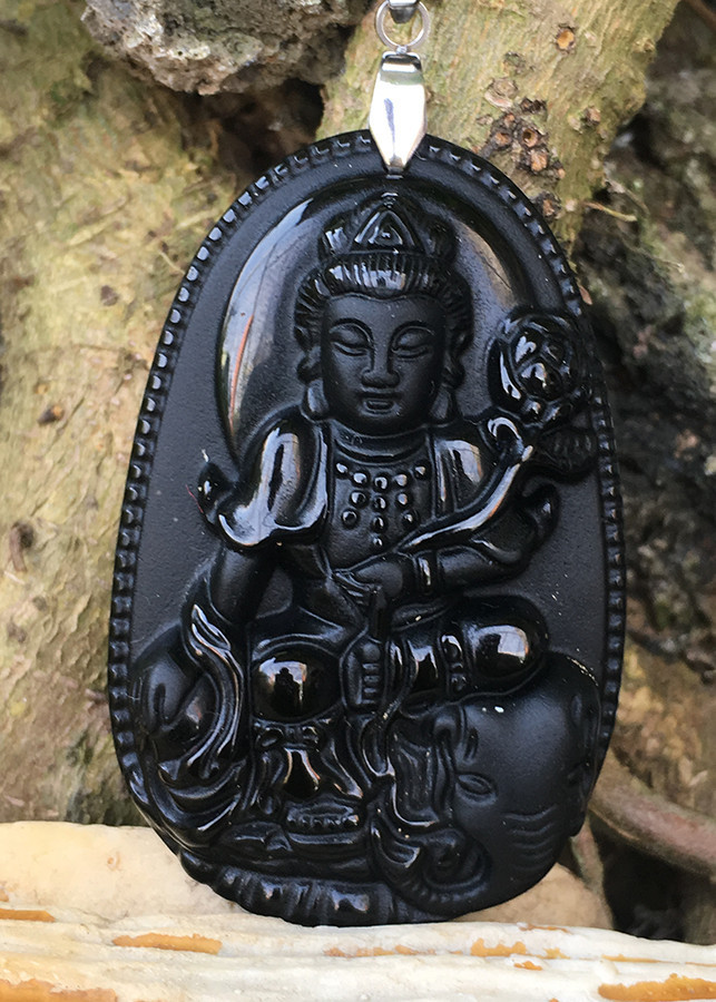 Dây chuyền mặt Phật Phổ Hiền Bồ Tát,  Đá Phong Thủy, cho Tuổi Tỵ,  Đá Núi lửa Obsidian,    3,3 x 5 cm,    AKO4