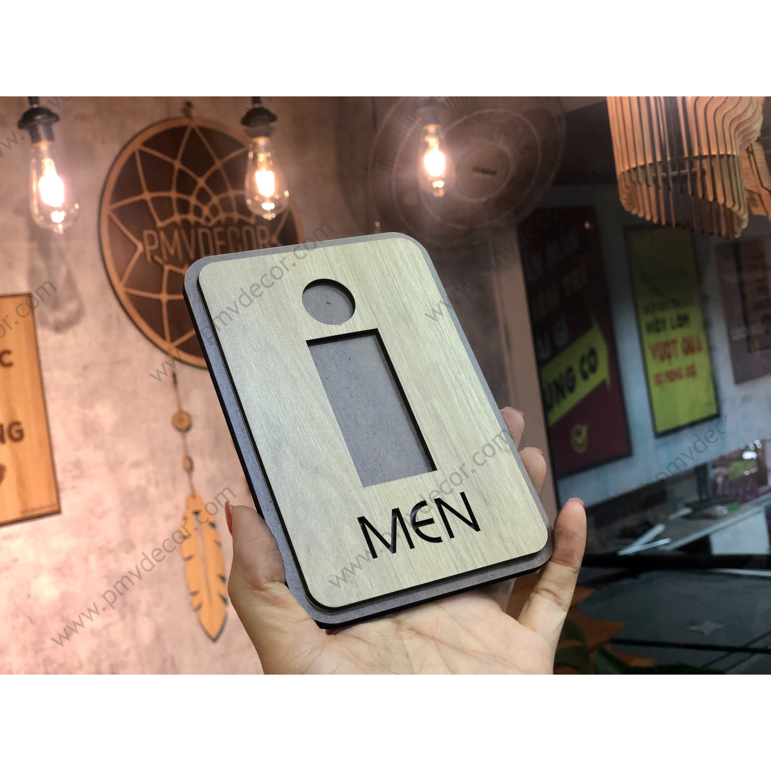 BẢNG WC, KT: 100*150mm Gỗ MDF phủ melamine 2 màu tương phản