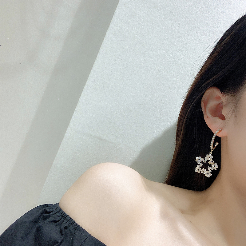 Bông Tai Bạc S925 Thiết Kế Thủ Công Đá Cubic Cao Cấp