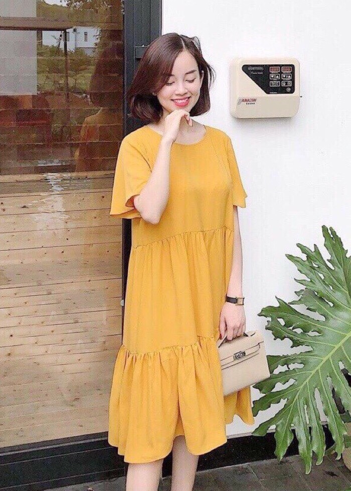Đầm suông vàng 3 tầng