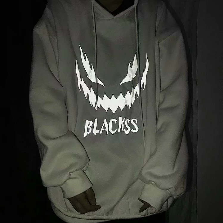 Áo hoodie mặt quỷ Blackss phản quang, Áo hoodie Phản quang Blakss trẻ trung, năng động form dưới 70kg, Áo hoodie unisex ulzzang nam nữ phản quang gấu ngồi trăng quảng châu