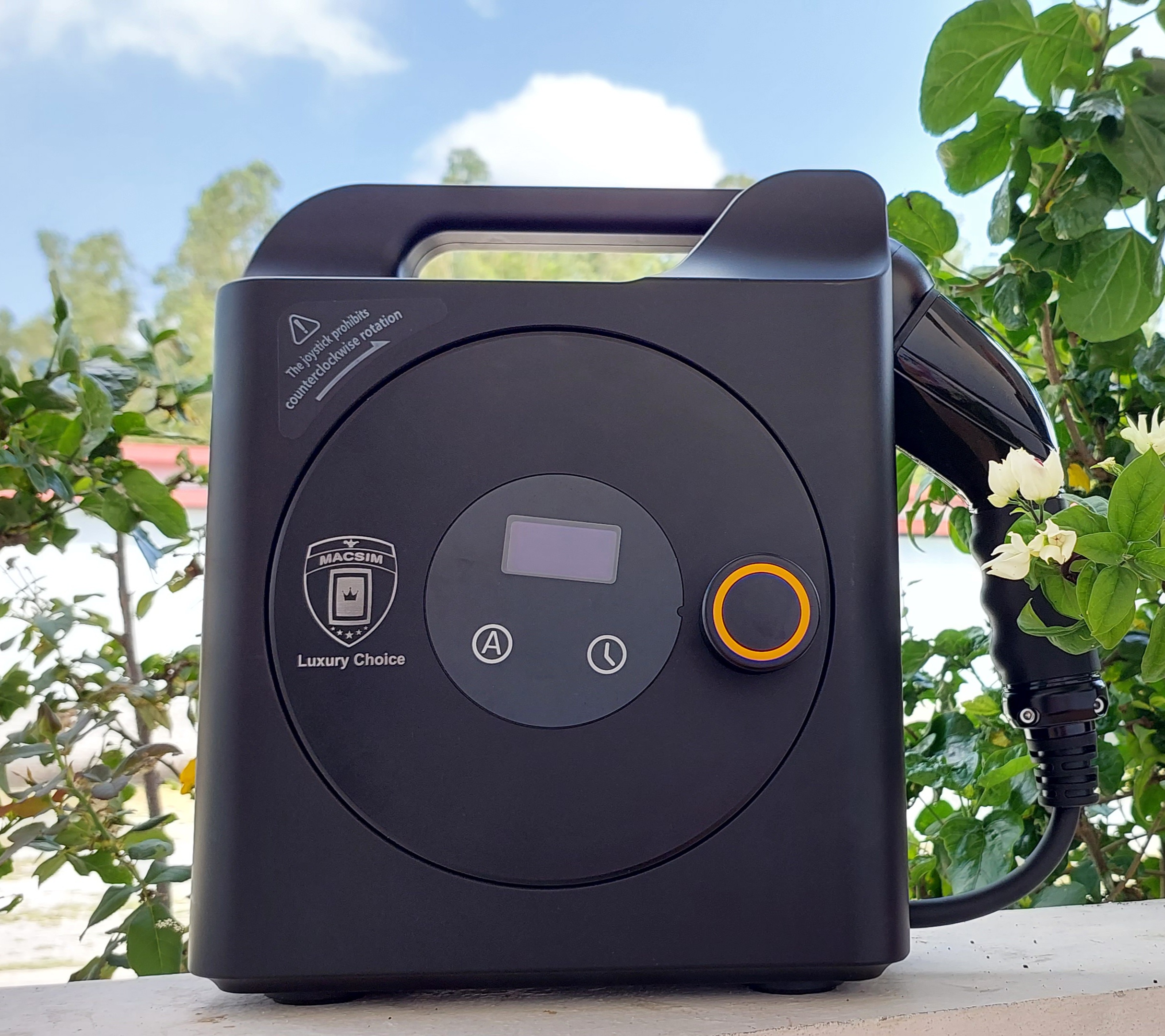 Sạc di động cao cấp ô tô điện Vinfast e34 - Sạc di động cao cấp ev 3,68KW chính hãng Macsim