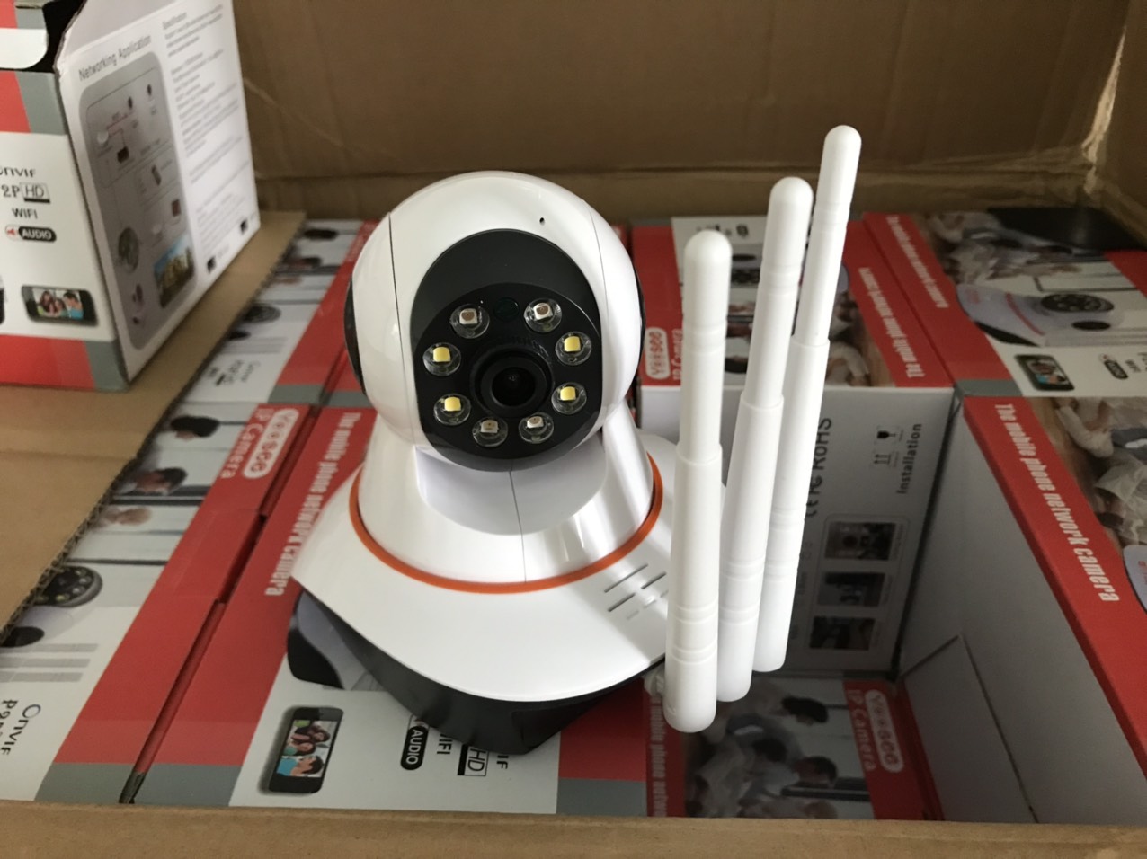 Camera wifi Yoosee 3MPx 11 LED Full HD - hàng chính hãng