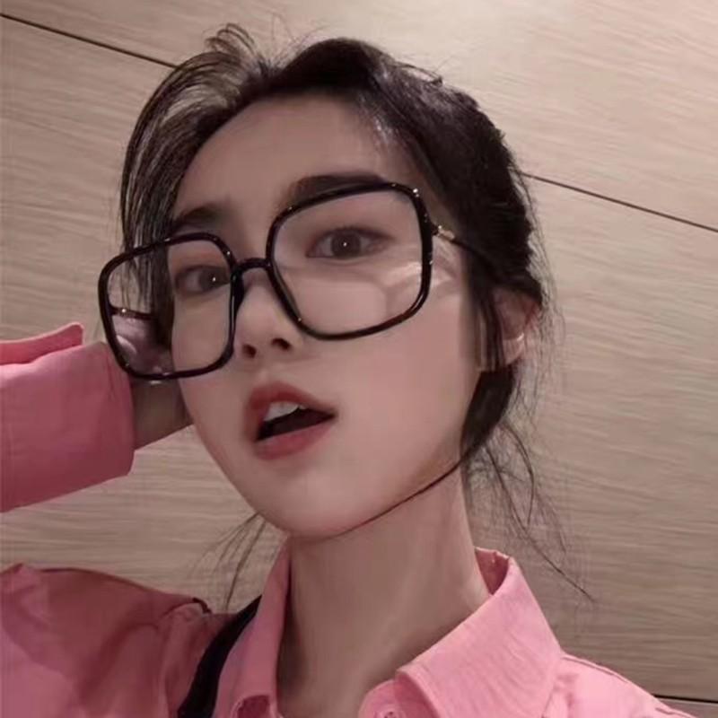Mắt Kính Gọng Lớn Chặn Ánh Sáng Xanh Thời Trang