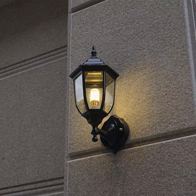 Đèn tường - đèn sân vườn - đèn cột cổng - đèn ngoài hiên TG035BK