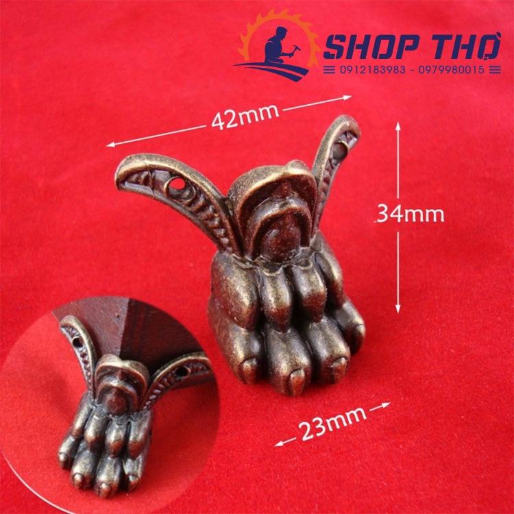 Chân hộp giả cổ C024 vuốt sư tử 42x34mm set 4 cái