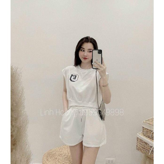 SET ÁO CROPTOP THỂ THAO PHỐI QUẦN NGẮN NĂNG ĐỘNG