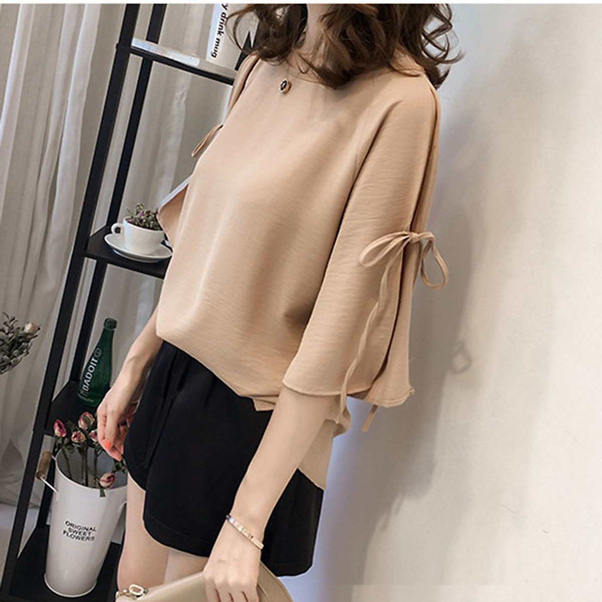 Áo sơ mi nữ chiffon cổ tròn hở vai điệu đà, thời trang trẻ, phong cách Hàn Quốc