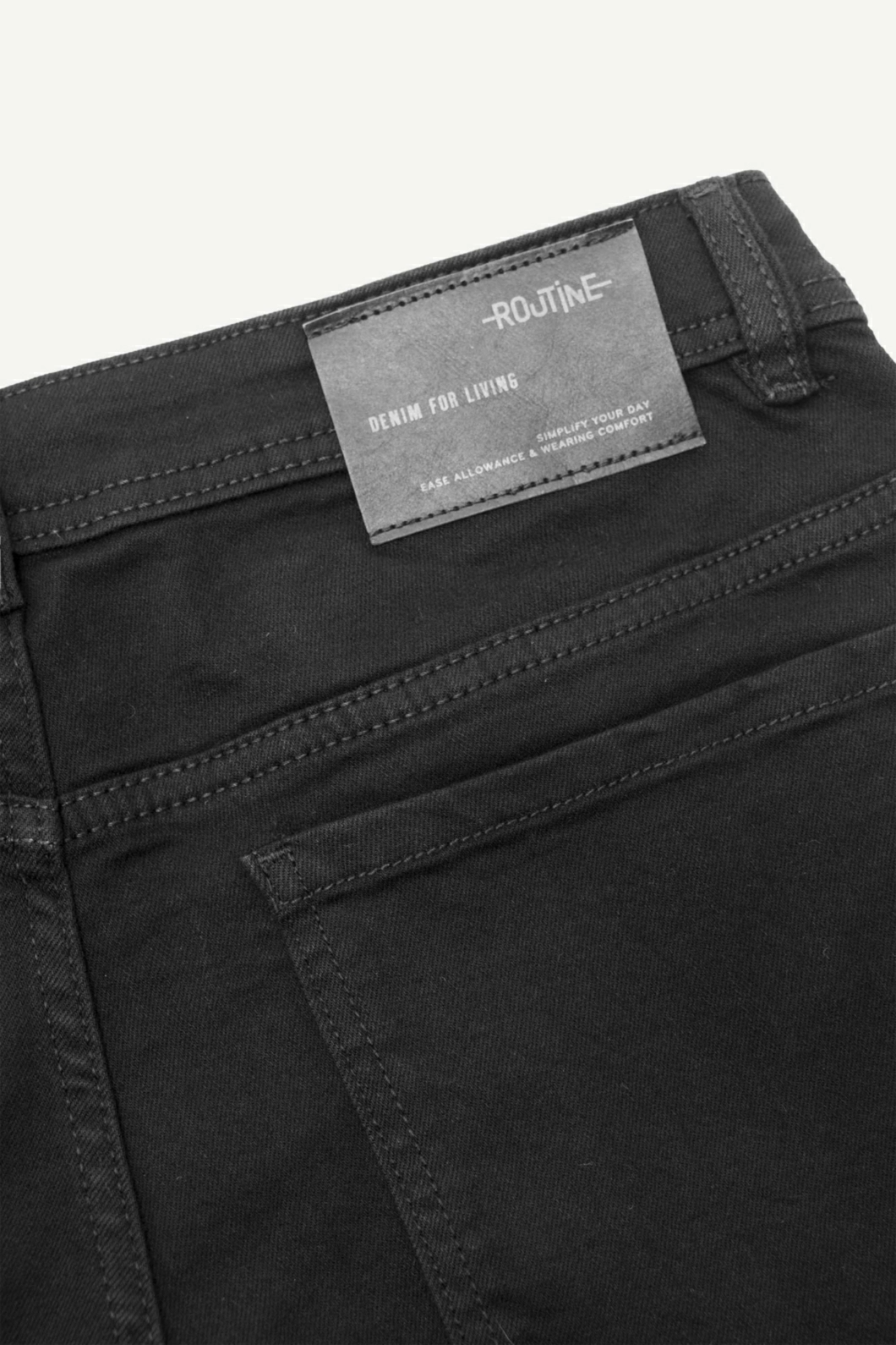 ROUTINE | Quần jean đen trơn form Slim Crop (chiều dài đến mắt cá chân) - 10S25DPA108C | ROUTINE CÀ MAU