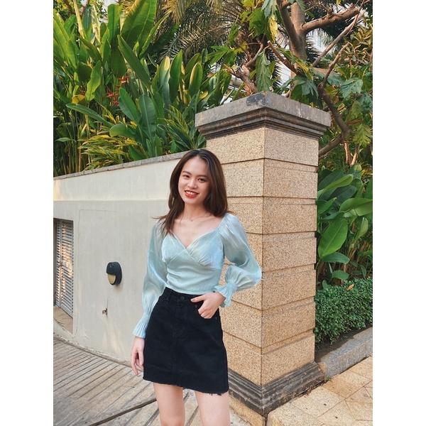 Áo croptop tay phồng dài