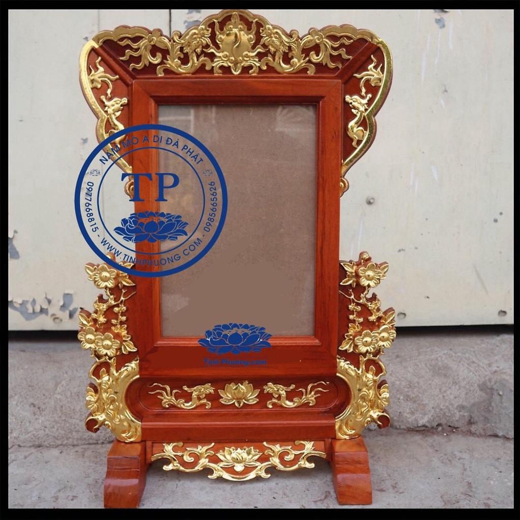 Khung ảnh Thờ Gỗ Hương phun sơn màu sáng Thép Vàng nỗi bật KH7646