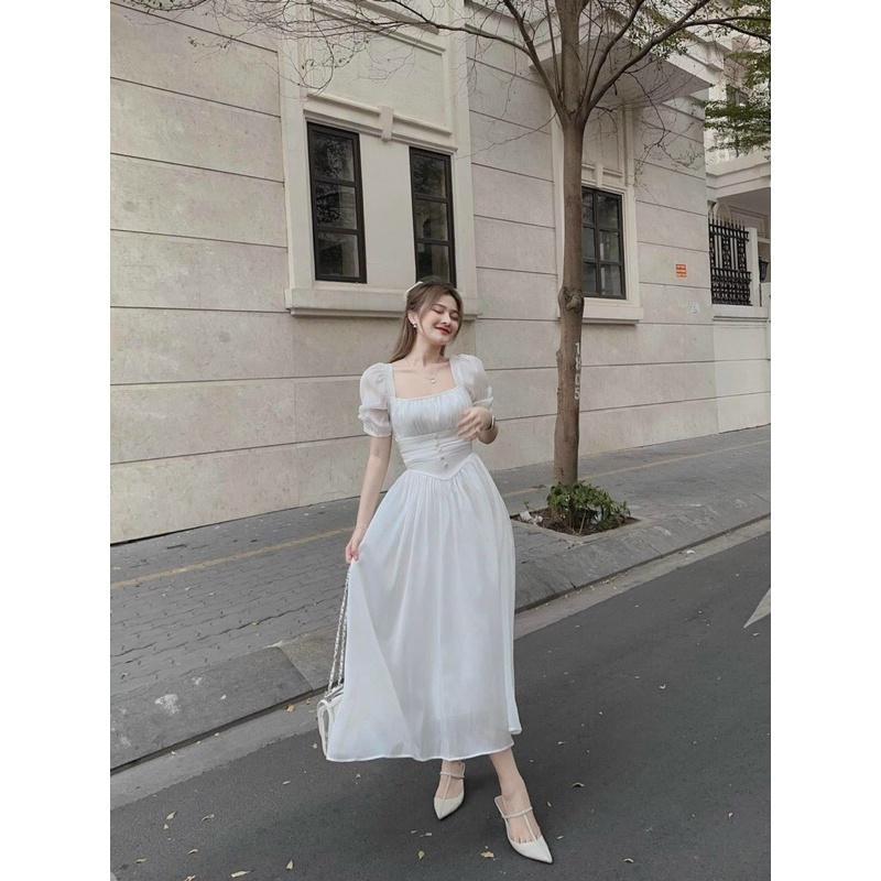 ĐẦM XOÈ NHÚN NGỰC NÚT BỌC