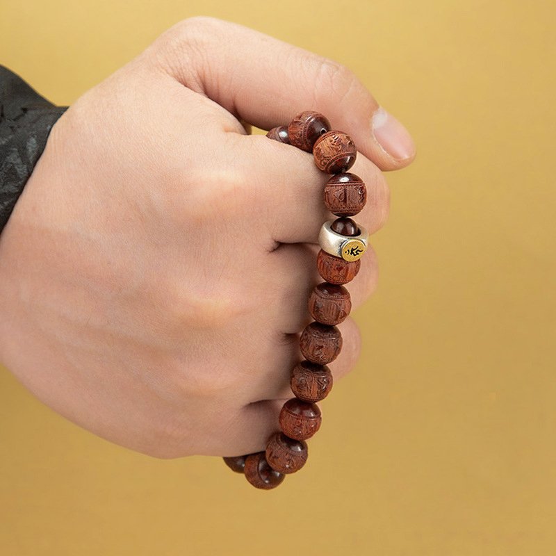 Vòng tay gỗ Tử Đàn khắc chú Om Mani Padme Hum - MS02