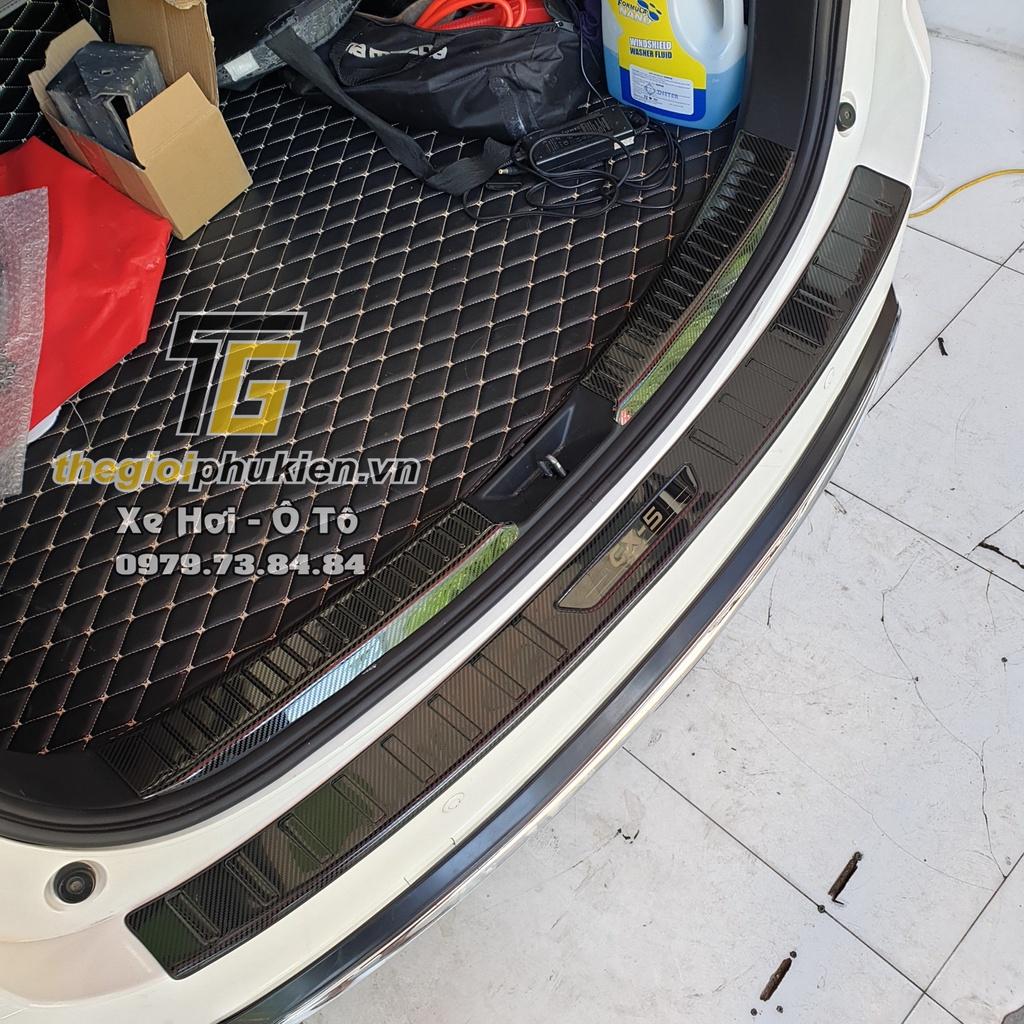 Bộ Ốp bậc cốp Mazda CX5, XC-5 2018-2020 vân Carbon