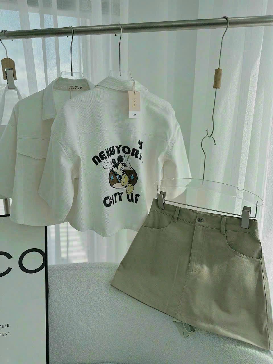 Set 3 món style Hàn Quốc cá tính áo khoác vest croptop, áo thun ống và chân váy chữ A trẻ trung mẫu mới