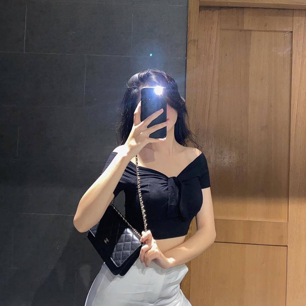 Áo bẹt vai nơ ngực