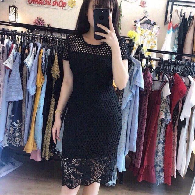 Váy ren nữ tính có sẵn