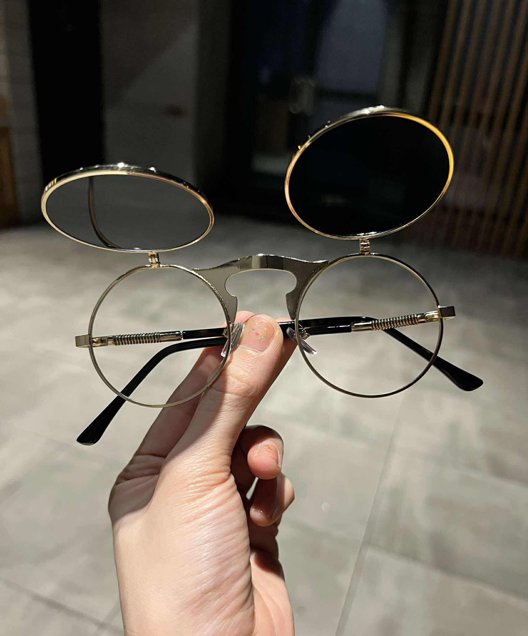 Kính râm unisex nam nữ Mắt tròn 2 lớp bật nắp gọng kim loại