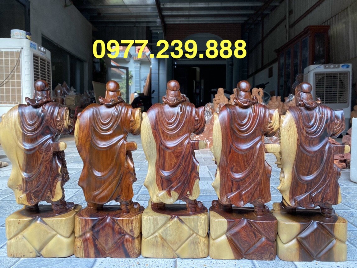 Tượng quan công gỗ cẩm 20cm