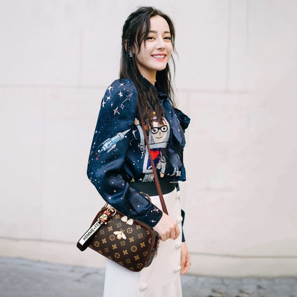 Túi xách, túi đeo chéo nữ ZuCi A07 thời trang công sở hoạ tiết con ong phong cách Hàn Quốc size 20cm