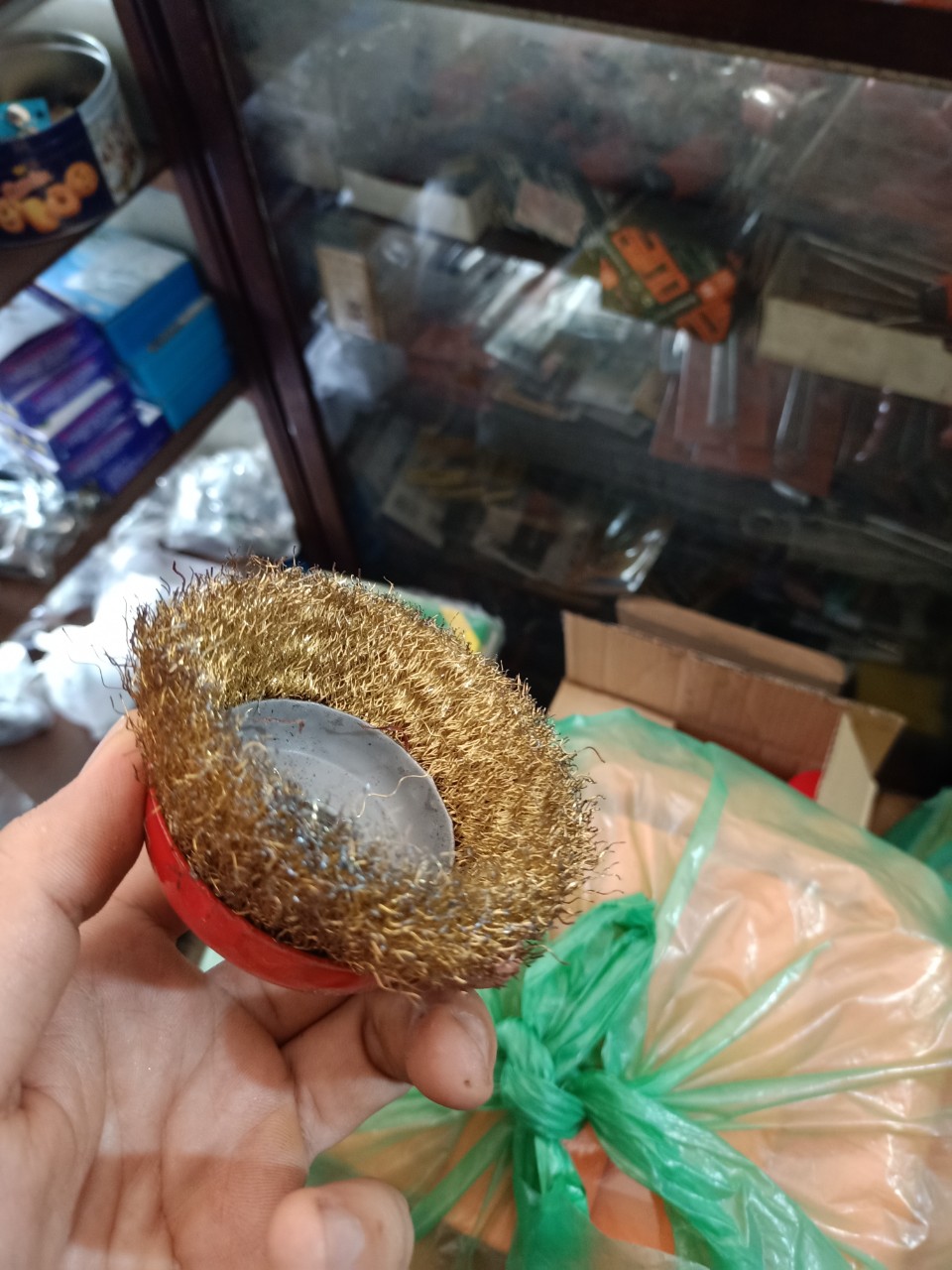 CƯỚC CHÉN CHÀ SẮT / ĐÁNH RỈ NẮP ĐỎ