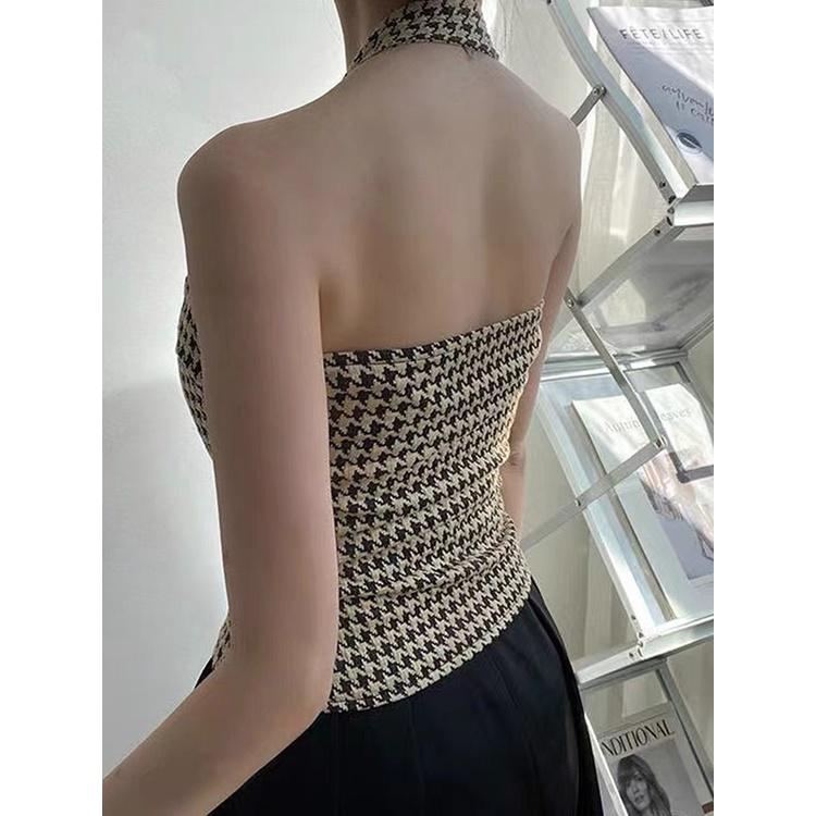 MS542 Áo yếm hoạ tiết hở rốn cúc ngọc