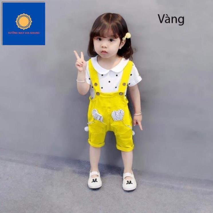 Yếm bé thỏ + áo cổ sen bên trong cho bé gái xinh xắn. Gia Khang